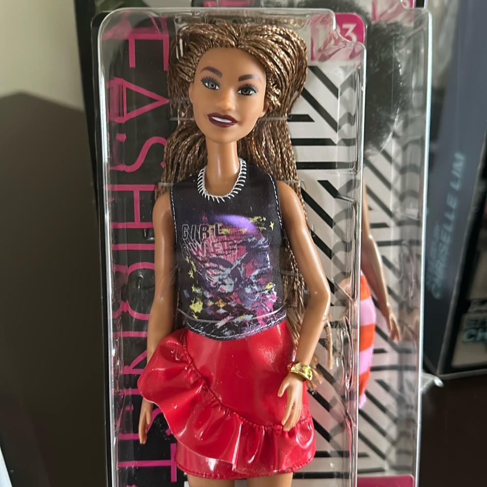 Barbie Fashionista 123